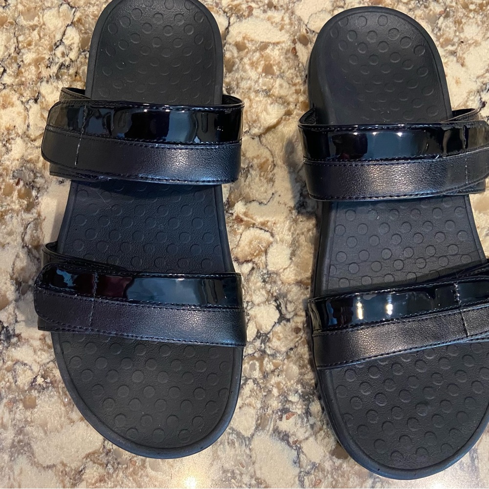 Vionic slide